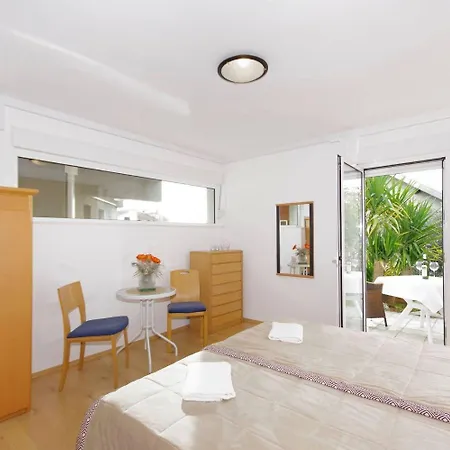 Apartments Javi - Free Private Parking Trogir Exterior photo