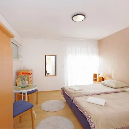 Apartments Javi - Free Private Parking Trogir Exterior photo