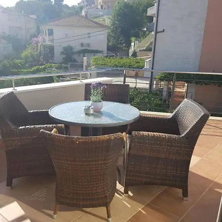 Apartments Javi - Free Private Parking Trogir Exterior photo