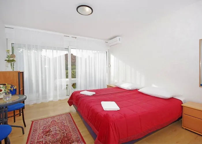 Apartments Javi - Free Private Parking