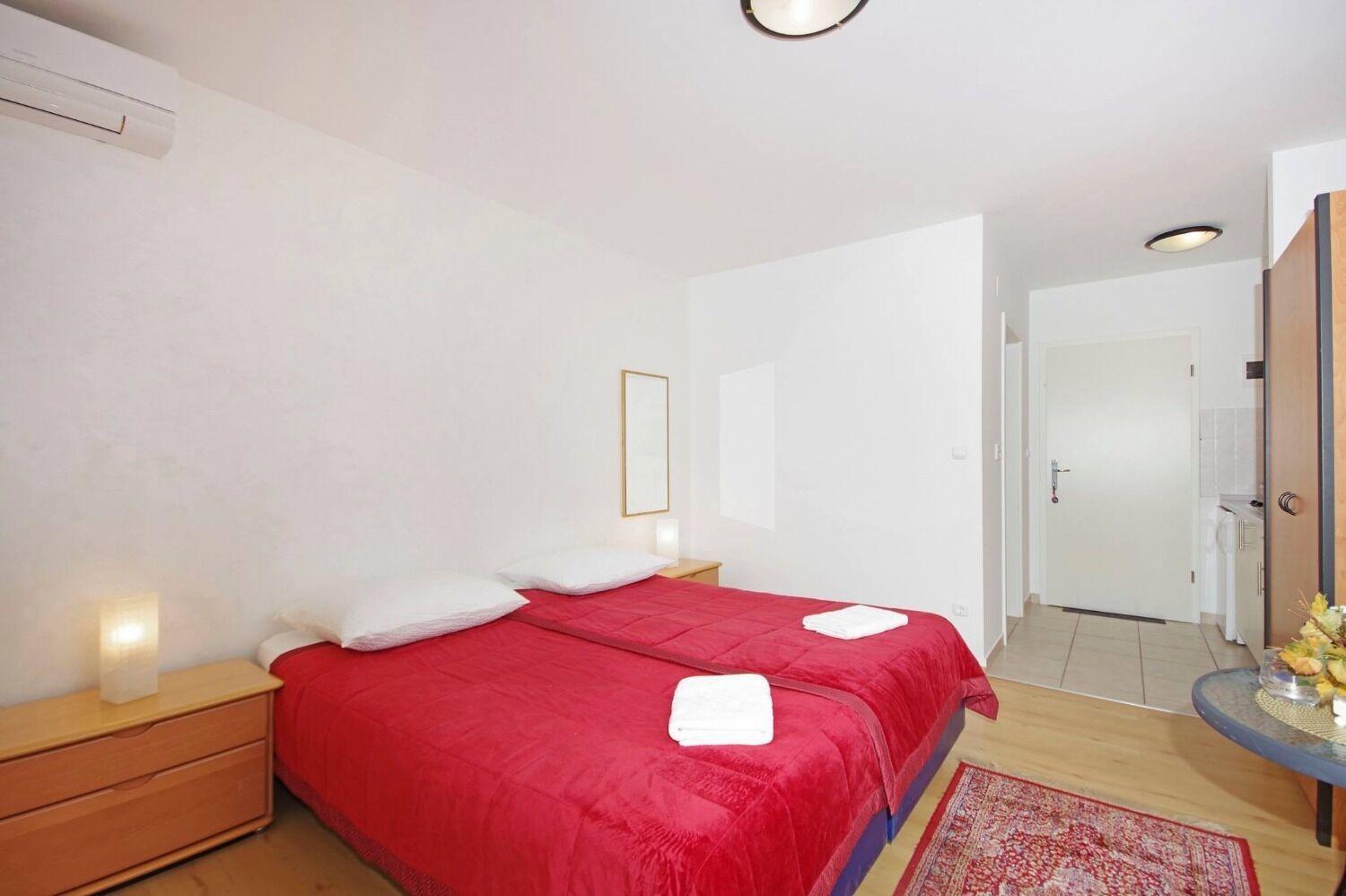 Javi - Free Private Parking Apartma *
