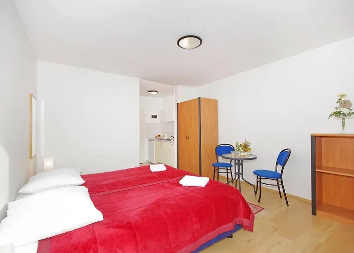 Apartments Javi - Free Private Parking